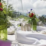 Schlegelhof 4*