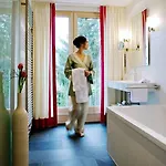 Schlegelhof 4*