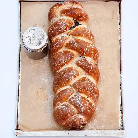 Konukevi Schlegelhof 4*