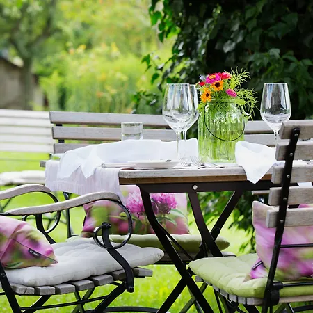 Schlegelhof Гостевой дом 4*