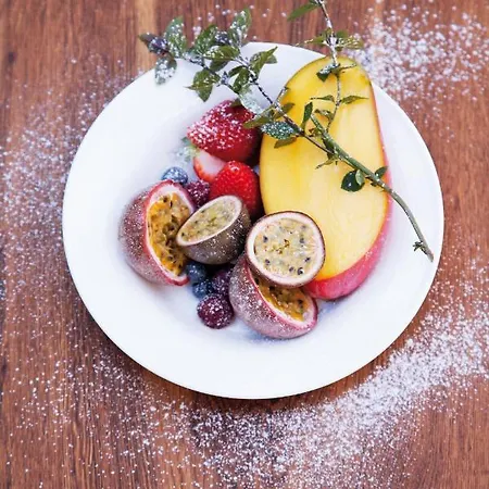 Konukevi Schlegelhof 4*